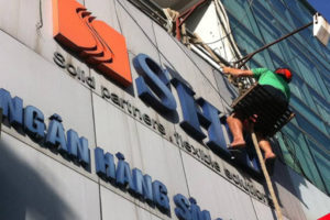 vệ sinh biển quảng cáo ngoài trời